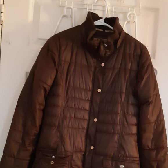 Ladies spring/winter jackets (updated pictures) - Picture 3 of 4